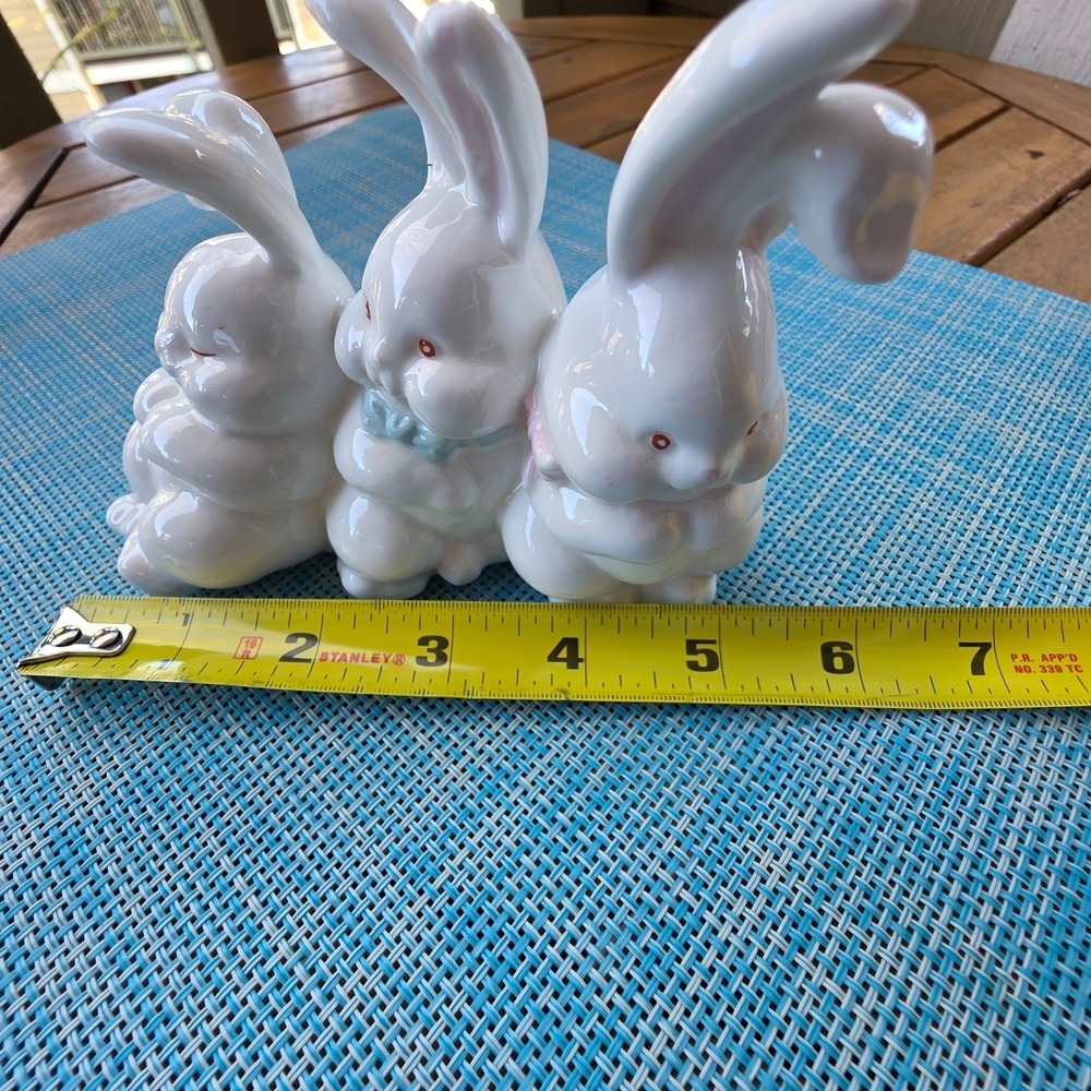 Vintage Ceramic Bunny Figurine Trio White Rabbits Decor Cute Rabbits - Picture 4 of 14